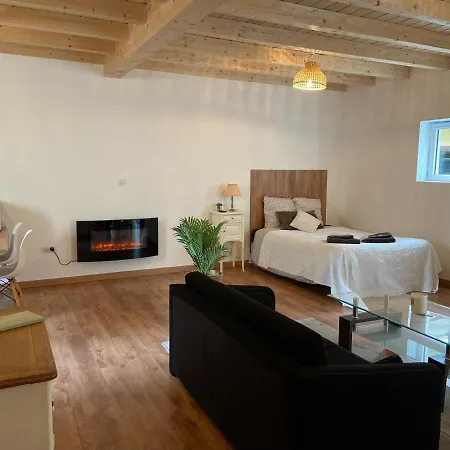 Le Chêne: Petit Cosy Proche De Mulhouse *